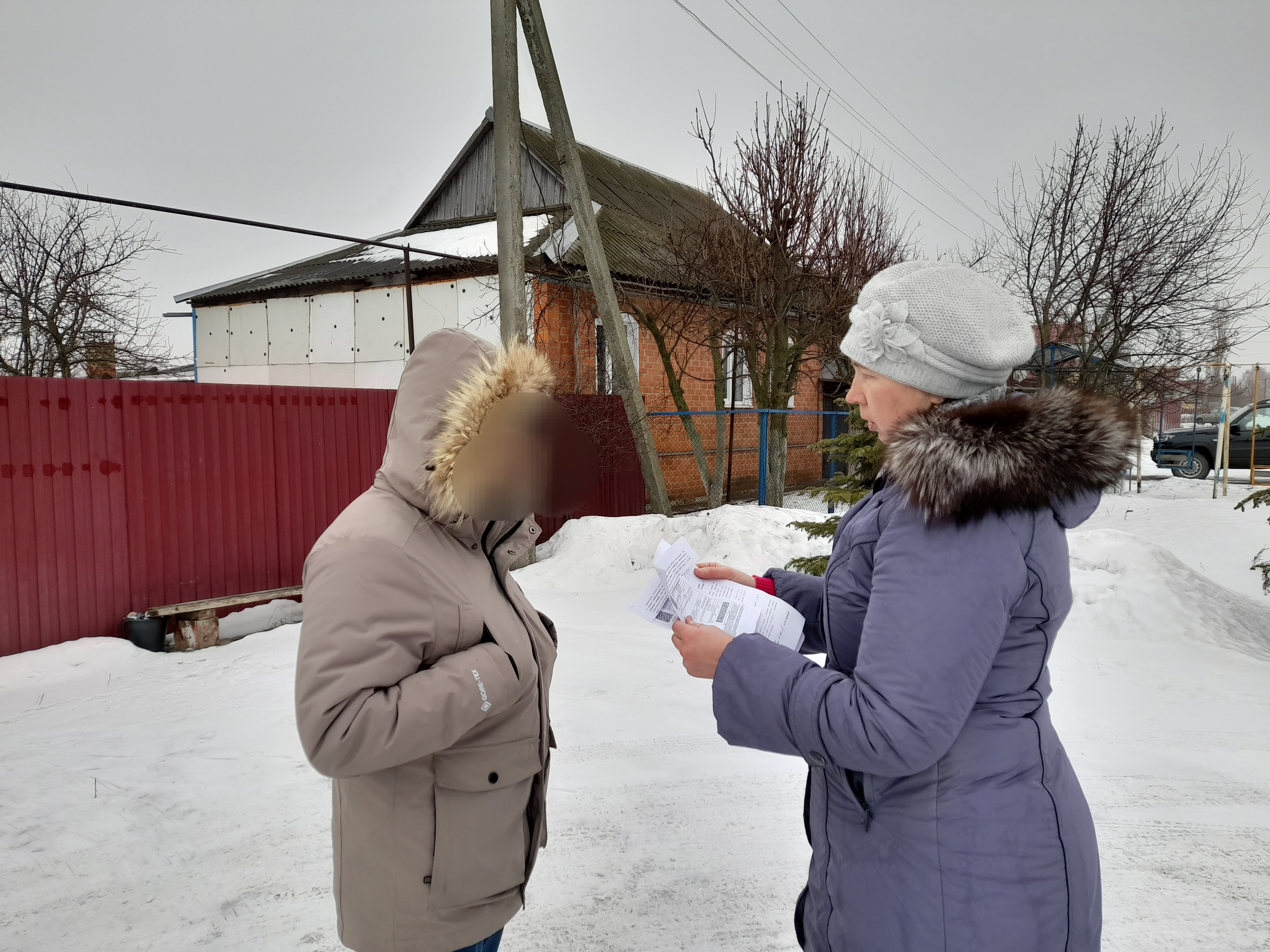 Продолжается проведение мероприятий по снижению с физических лиц задолженности по имущественным налогам..