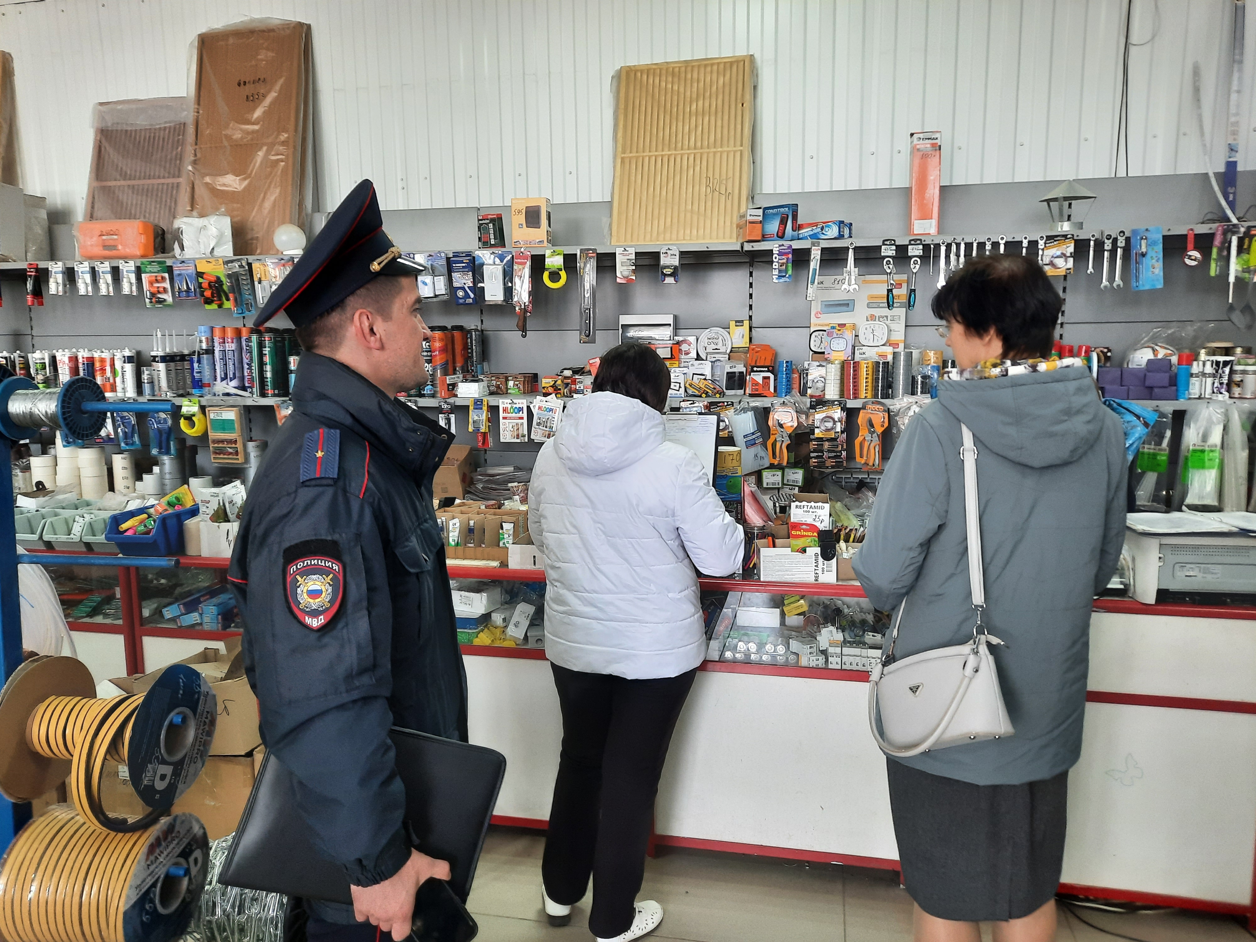 Продолжаются мероприятия по исполнению требований трудового законодательства.