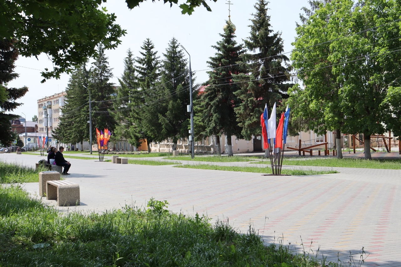 Опасные метеорологические явления (оранжевый уровень опасности):.