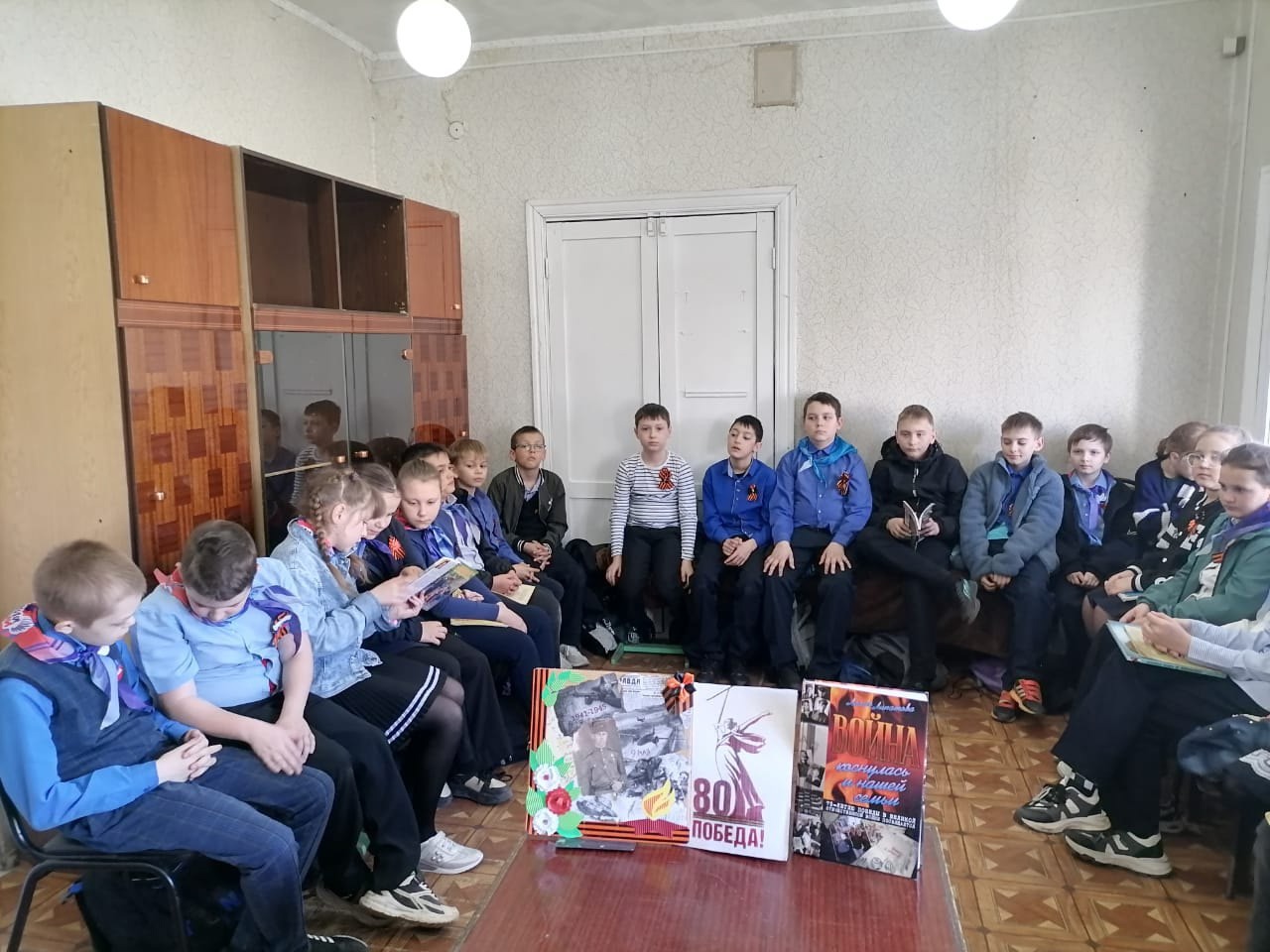 Ученики школы №3 приняли участие в конкурсе рисунков&quot; Дети рисуют Победу &quot;.