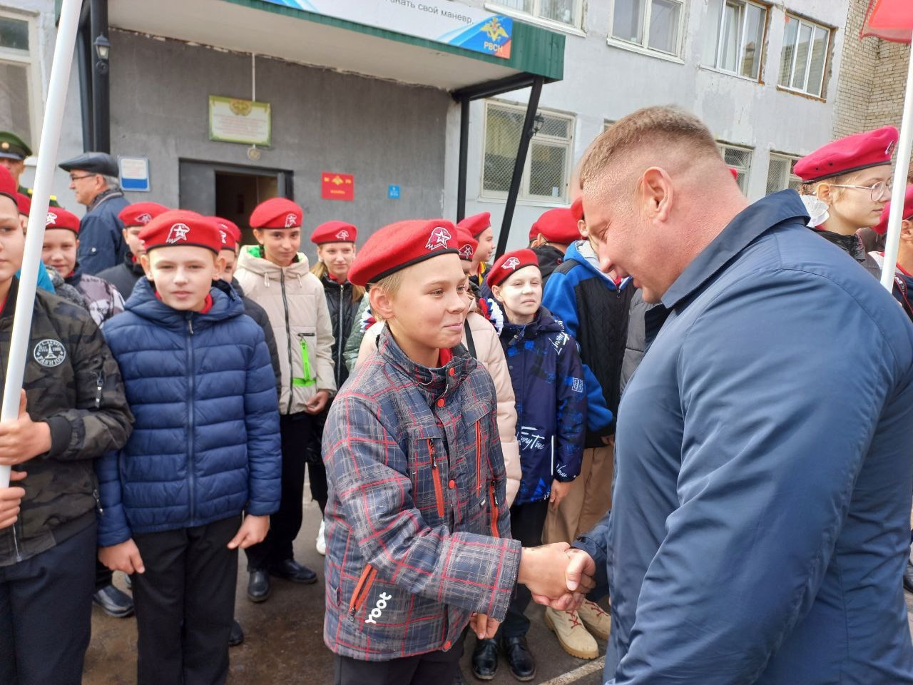 В Аткарских школах проводится военно-патриотическое воспитание.