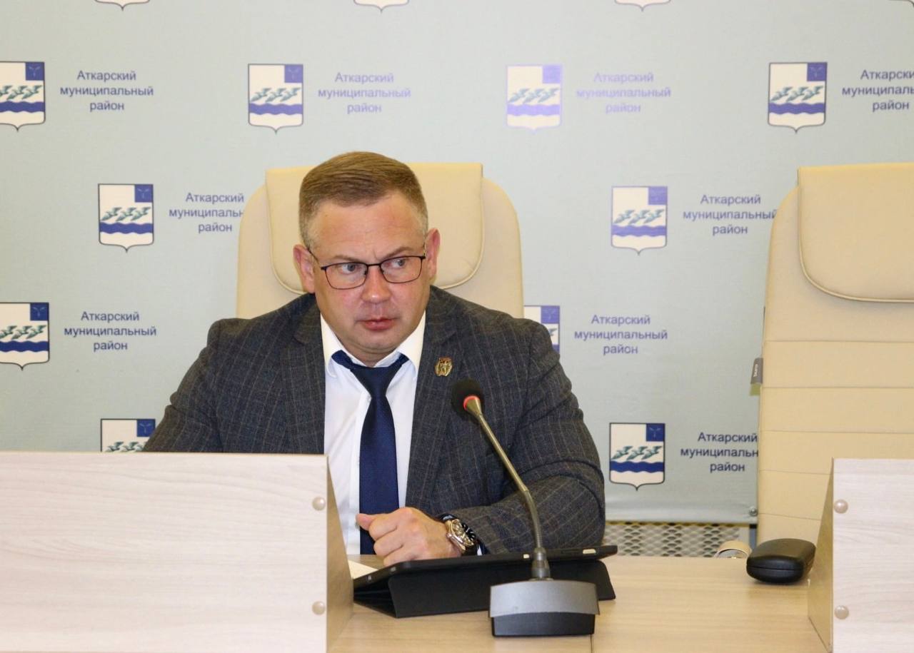 Виктор ЕЛИН определил первоочередные задачи на эту неделю на рабочем совещании.