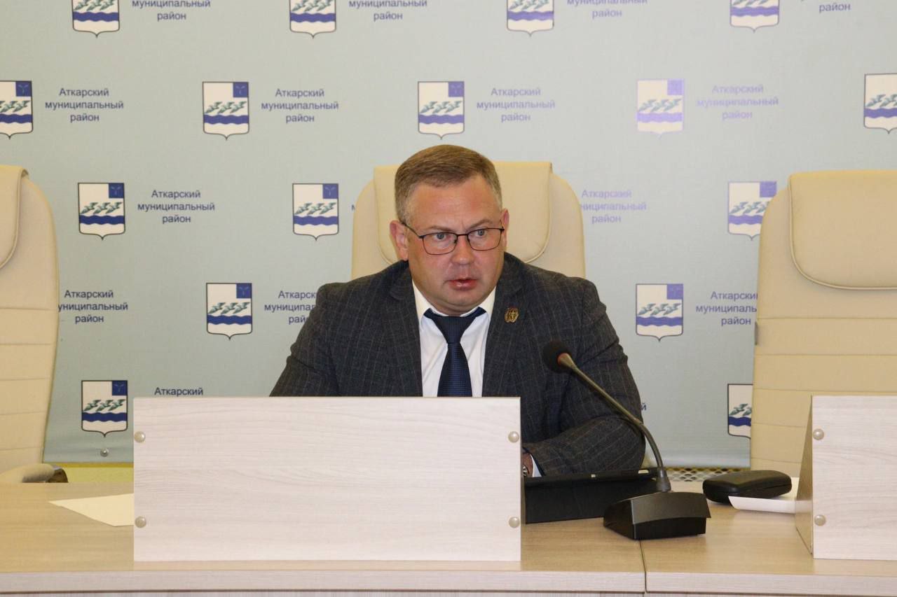 Виктор ЕЛИН определил первоочередные задачи на эту неделю на рабочем совещании.