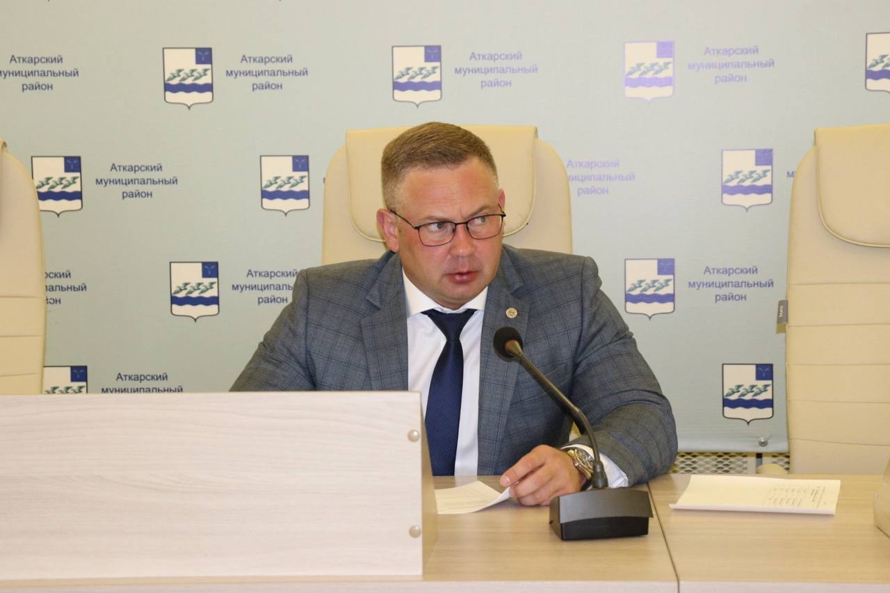 Виктор Елин определил первоочередные задачи на эту неделю на рабочем совещании.