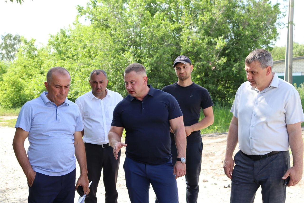- Виктор ЕЛИН оценил подготовку к ремонту дороги на улице Мичурина.
