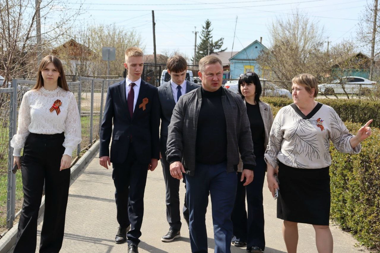 Глава района выехал в рабочий рейд с дублёрами.