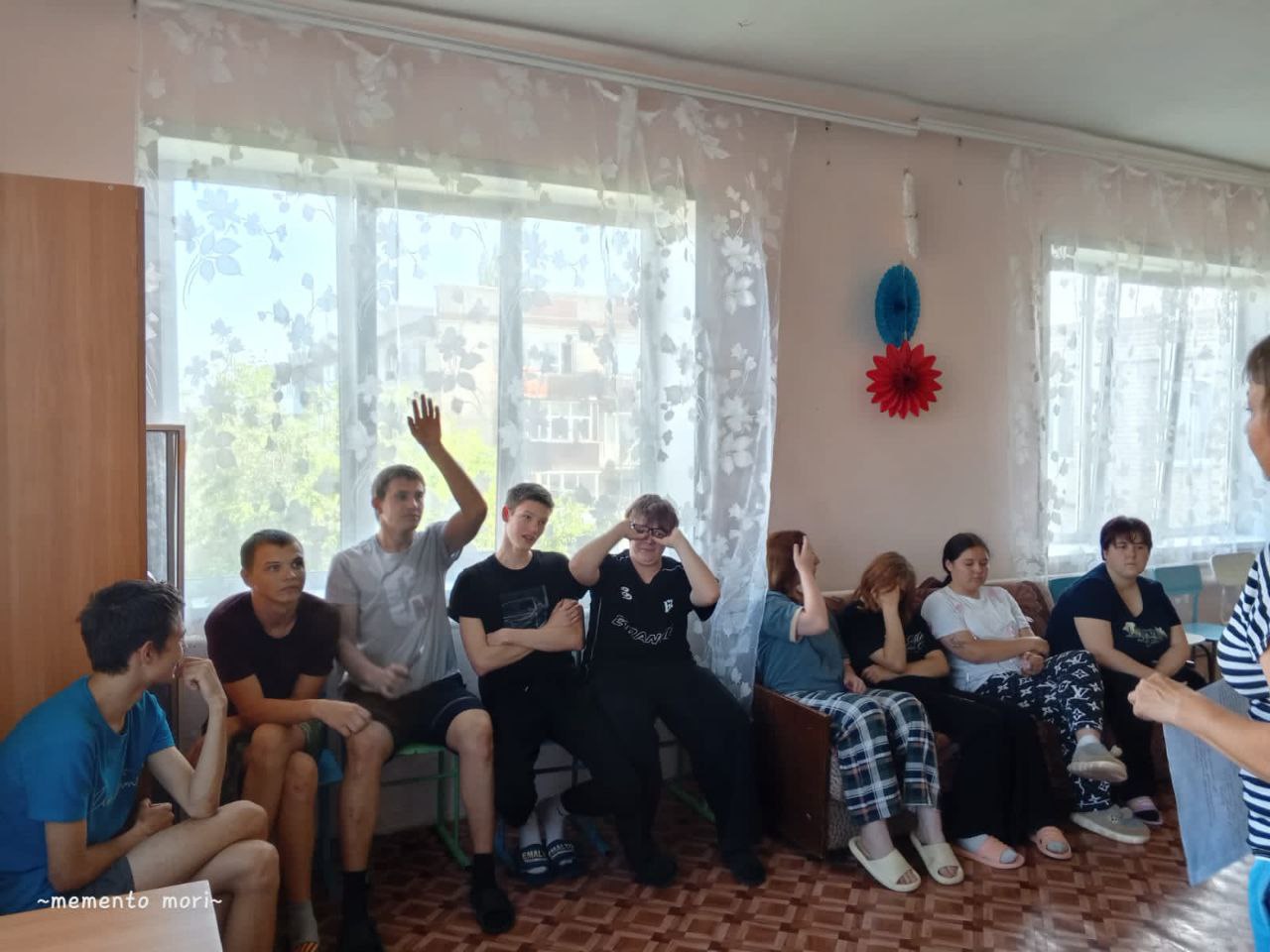 Сотрудники районного культурного центра провели познавательное мероприятие ко Дню России.