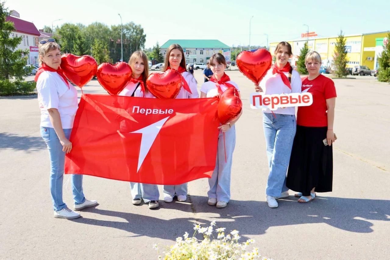 Районный культурный центр провел День семьи, любви и верности.