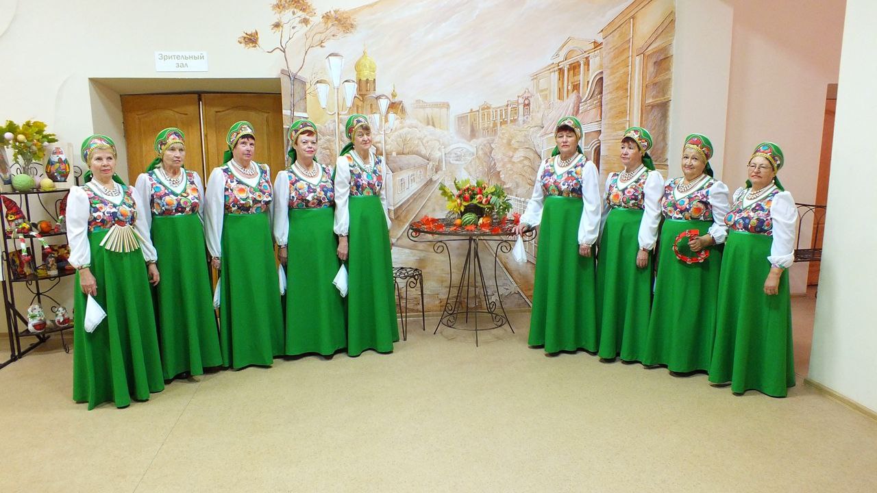 7 творческих коллективов при домах культуры имеют звание &quot;народного&quot;.