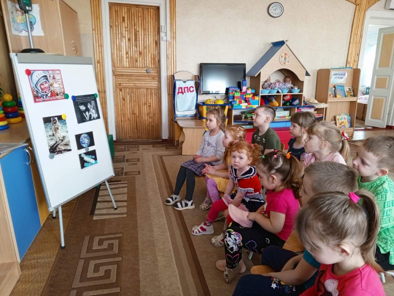 В детском саду &quot;Родничок&quot; прошла тематическая неделя, посвящённая Дню Космонавтики.