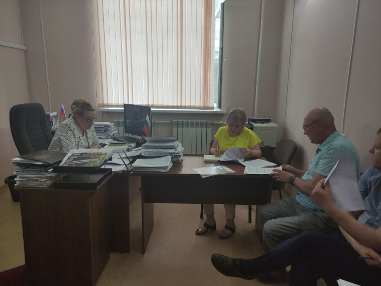 По поручению Виктора Елина проводятся рабочие встречи с главами муниципальных образований по вопросам развития сельских территорий.. По поручению Виктора Елина проводятся рабочие встречи с главами муниципальных образований по вопросам развития сельских территорий..
